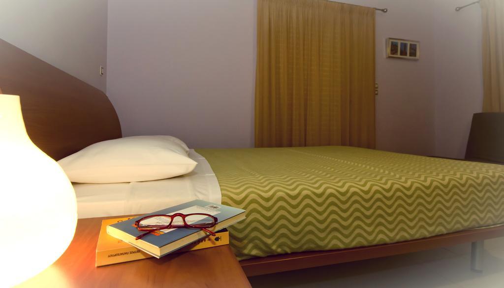 Voula Apartments Mytikas  Rum bild