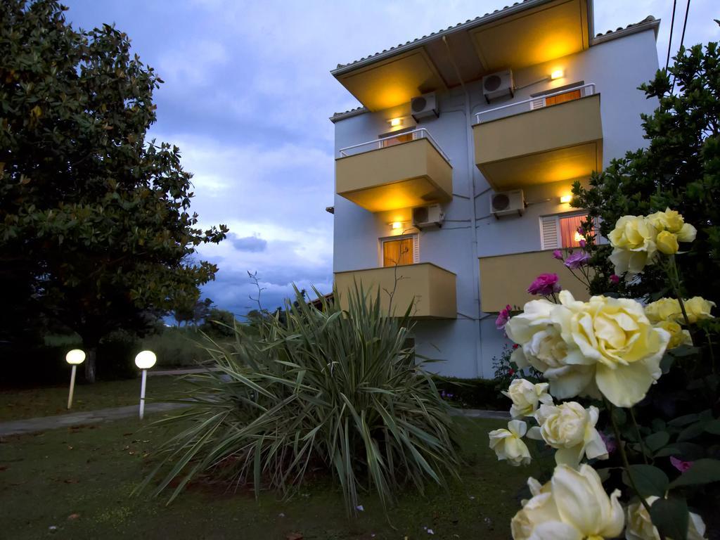 Voula Apartments Mytikas  Exteriör bild